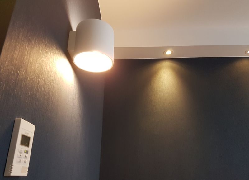 Holiday Inn Express Bath — photograph 2